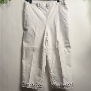 Alfred Dunner White Capris with Embroidered Hem